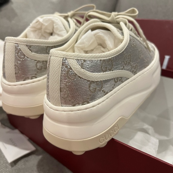 New Gucci Silver Metallic Tennis 1977 Trek GG Monogram Platform Sneakers - Picture 11 of 12